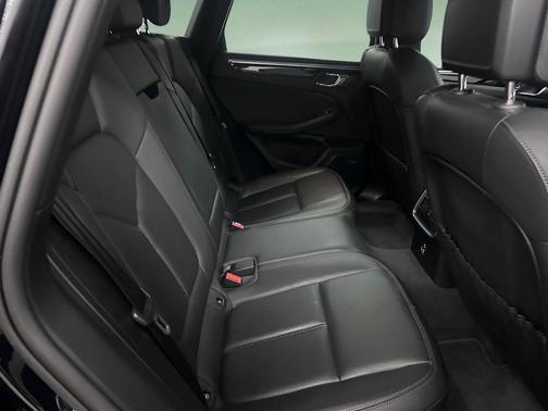 2021 Porsche Macan S