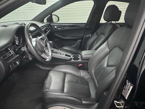 2021 Porsche Macan S