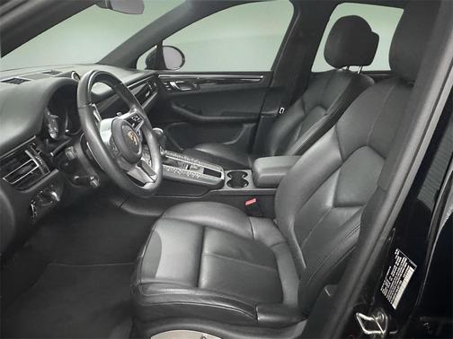 2021 Porsche Macan S