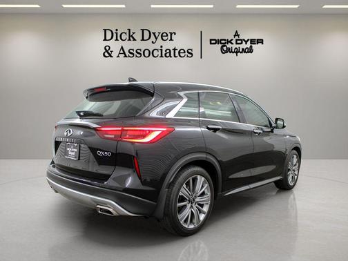 2021 INFINITI QX50 SENSORY