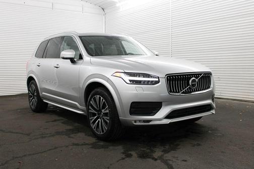 2022 Volvo XC90 T6 Momentum 6 Passenger
