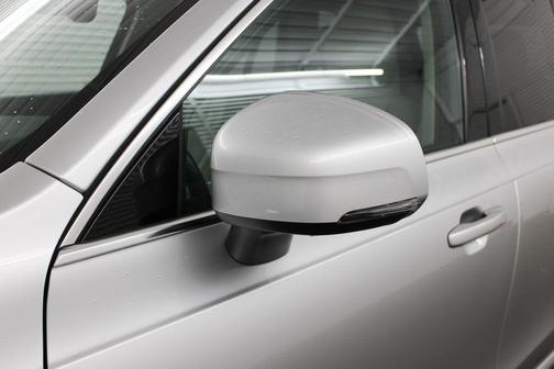 2022 Volvo XC90 T6 Momentum 6 Passenger