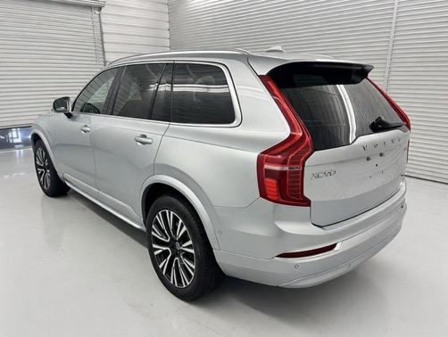 2022 Volvo XC90 T6 Momentum 6 Passenger