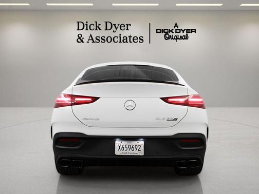 Polar White 2026 Mercedes-Benz AMG GLE 63