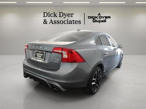 2017 Volvo S60 T5 Dynamic