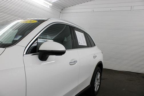 2024 Mercedes-Benz GLC 300 Base 4MATIC