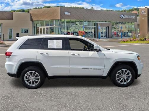 2021 Jeep Grand Cherokee Laredo