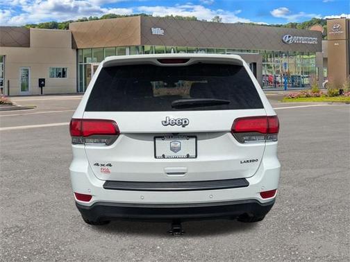 2021 Jeep Grand Cherokee Laredo