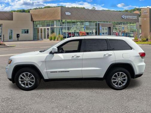 2021 Jeep Grand Cherokee Laredo
