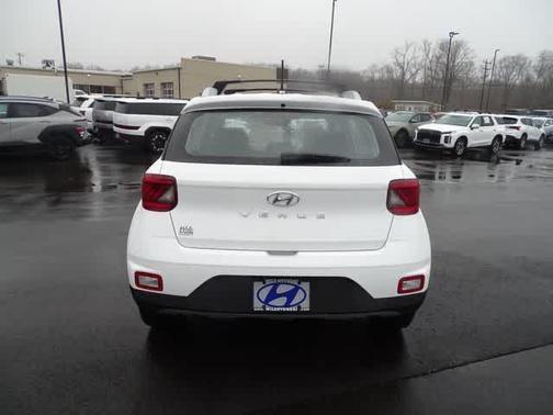 Lunar White 2026 Hyundai VENUE SEL
