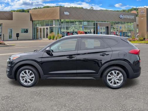 Black Noir Pearl 2019 Hyundai TUCSON Value