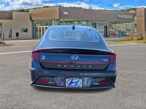 2022 Hyundai SONATA Hybrid Blue