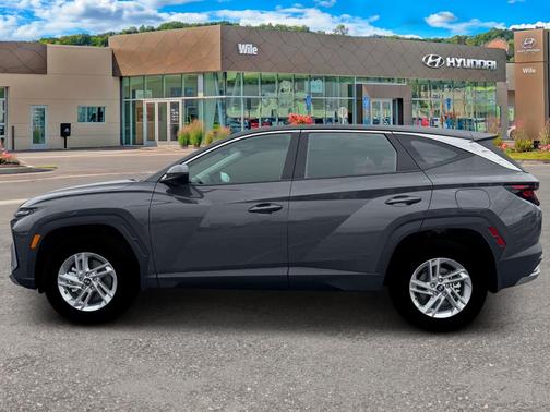 Gray 2026 Hyundai TUCSON SE