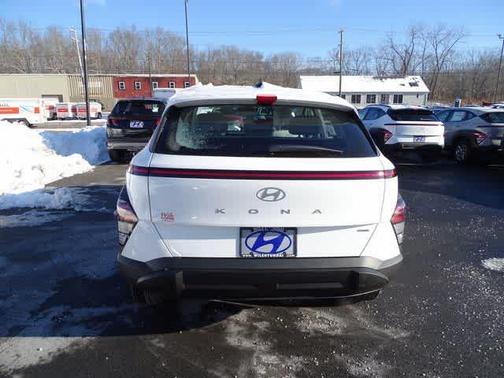 Atlas 2026 Hyundai KONA SE