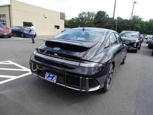 2025 Hyundai IONIQ 6 SEL