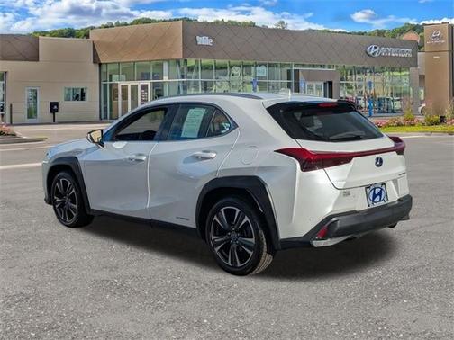 2021 Lexus UX 250h Base