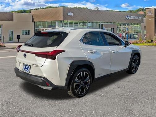 2021 Lexus UX 250h Base