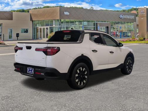 2025 Hyundai SANTA CRUZ SEL Activity