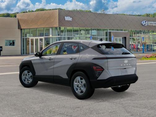 Cyber Gray Metallic 2026 Hyundai KONA SE