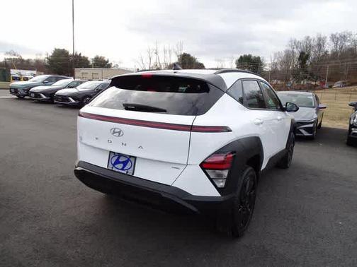 Atlas 2026 Hyundai KONA SEL Sport