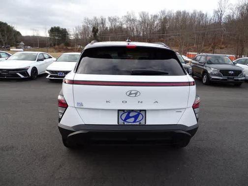 Atlas 2026 Hyundai KONA SEL Sport