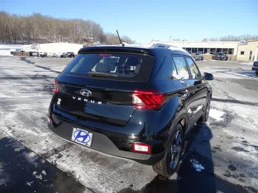 Onyx Black 2026 Hyundai VENUE SEL