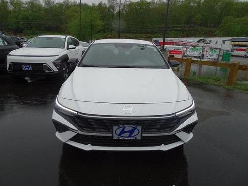 2025 Hyundai ELANTRA HEV SEL Sport