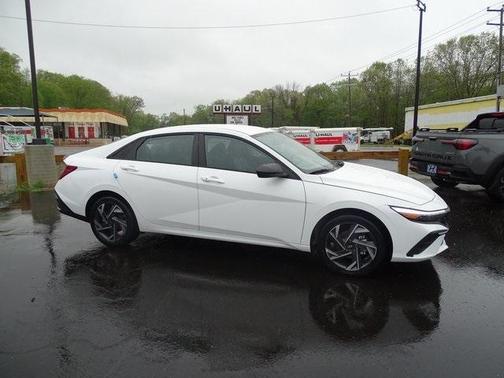 2025 Hyundai ELANTRA HEV SEL Sport