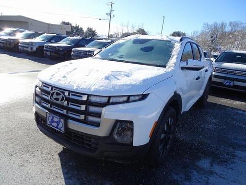 2025 Hyundai SANTA CRUZ SEL Activity