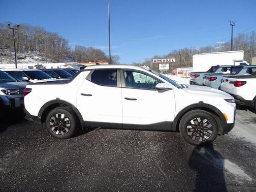 2025 Hyundai SANTA CRUZ SEL Activity