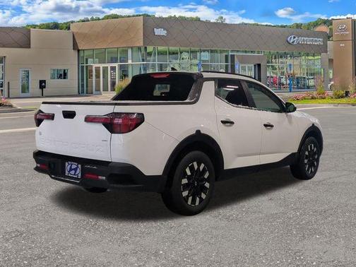 2025 Hyundai SANTA CRUZ SEL Activity