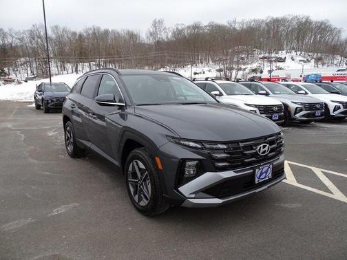 2026 Hyundai TUCSON SEL Premium