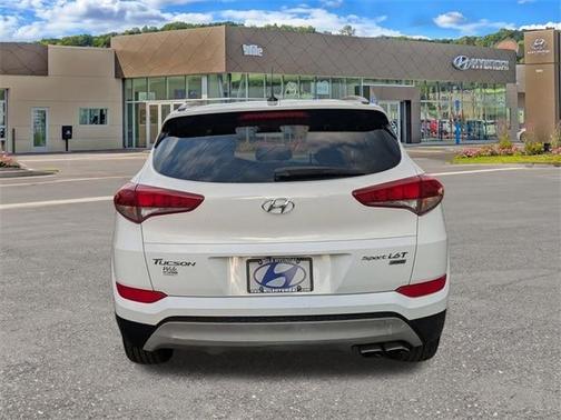 2017 Hyundai TUCSON Sport
