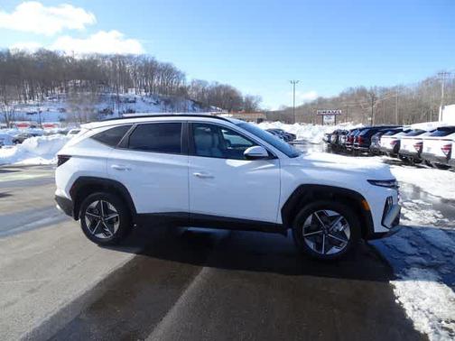 Pearl 2026 Hyundai TUCSON Hybrid SEL Convenience