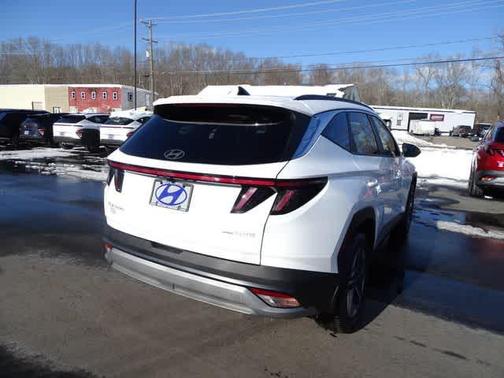 Pearl 2026 Hyundai TUCSON Hybrid SEL Convenience