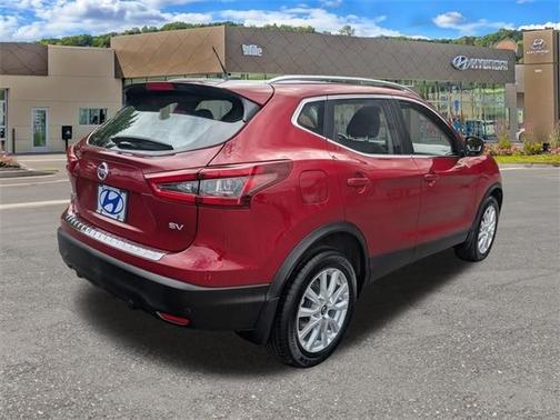 2021 Nissan Rogue Sport SV
