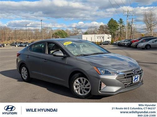 2019 Hyundai ELANTRA SE
