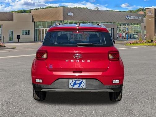 2022 Hyundai VENUE Limited