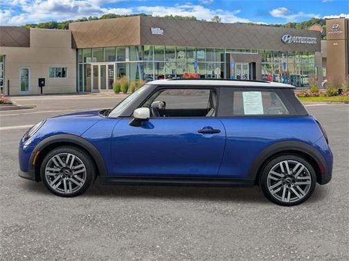 2025 MINI Hardtop 
