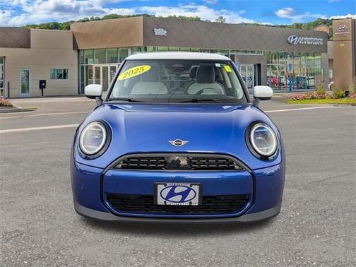 2025 MINI Hardtop 
