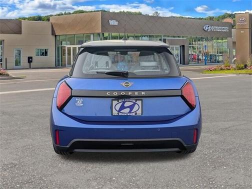2025 MINI Hardtop 
