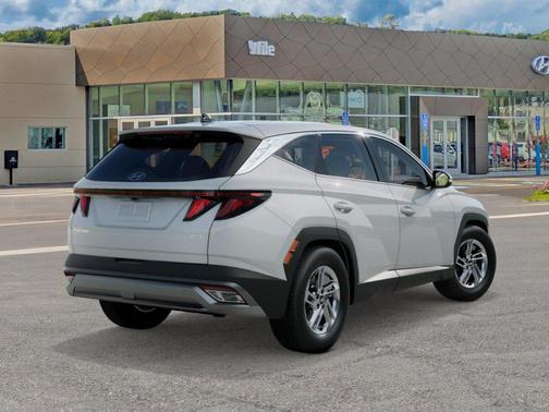 2026 Hyundai TUCSON SE