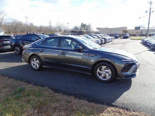 2026 Hyundai SONATA SE