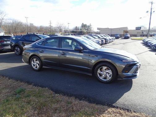 2026 Hyundai SONATA SE