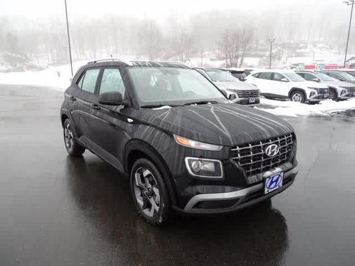 Onyx Black 2026 Hyundai VENUE SEL
