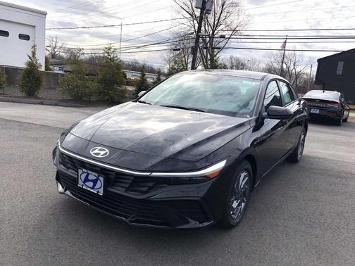 2026 Hyundai ELANTRA HEV Blue