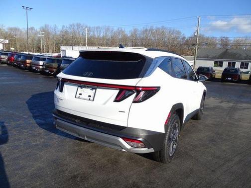 2026 Hyundai TUCSON SEL Premium