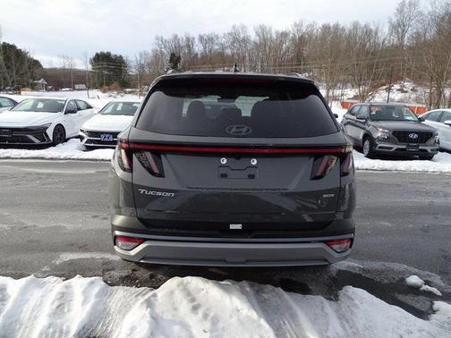 2026 Hyundai TUCSON SEL Premium