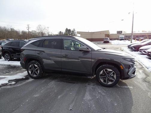 2026 Hyundai TUCSON SEL Premium