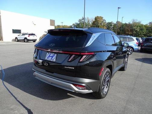 2025 Hyundai TUCSON Hybrid Limited